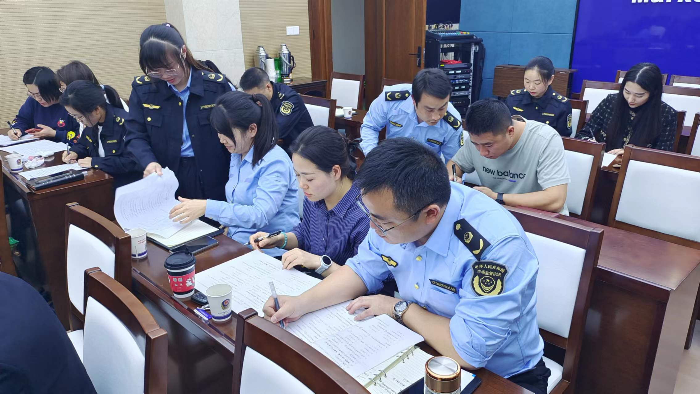 立方风控鸟·早报(2月8日)