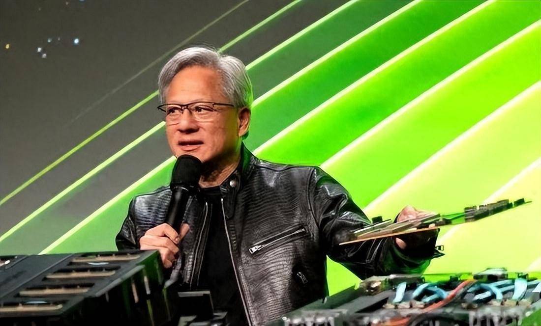 黄仁勋首次回应DeepSeek冲击波:市场理解完全反了,本质上利于AI计算需求