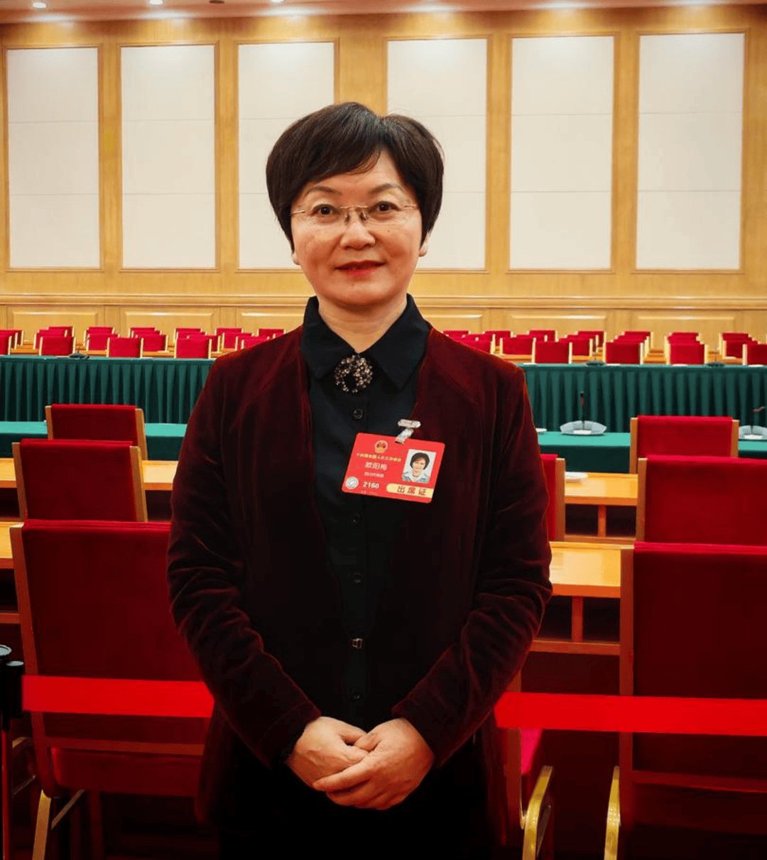 全国人大代表、人大财经委员会委员赵海英：健全儿童养育政策体系 建议设计发行“儿童发展”专项债