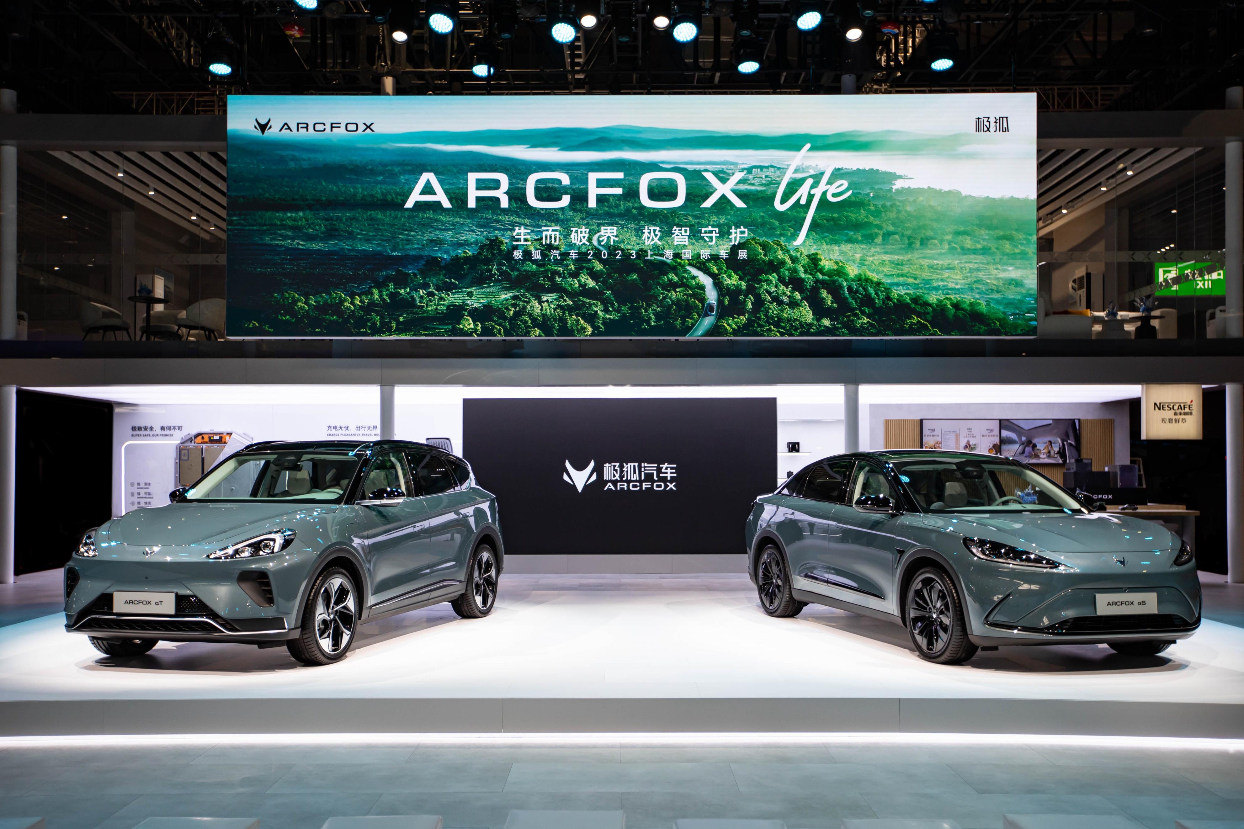 罕见！新券联袂大涨30%