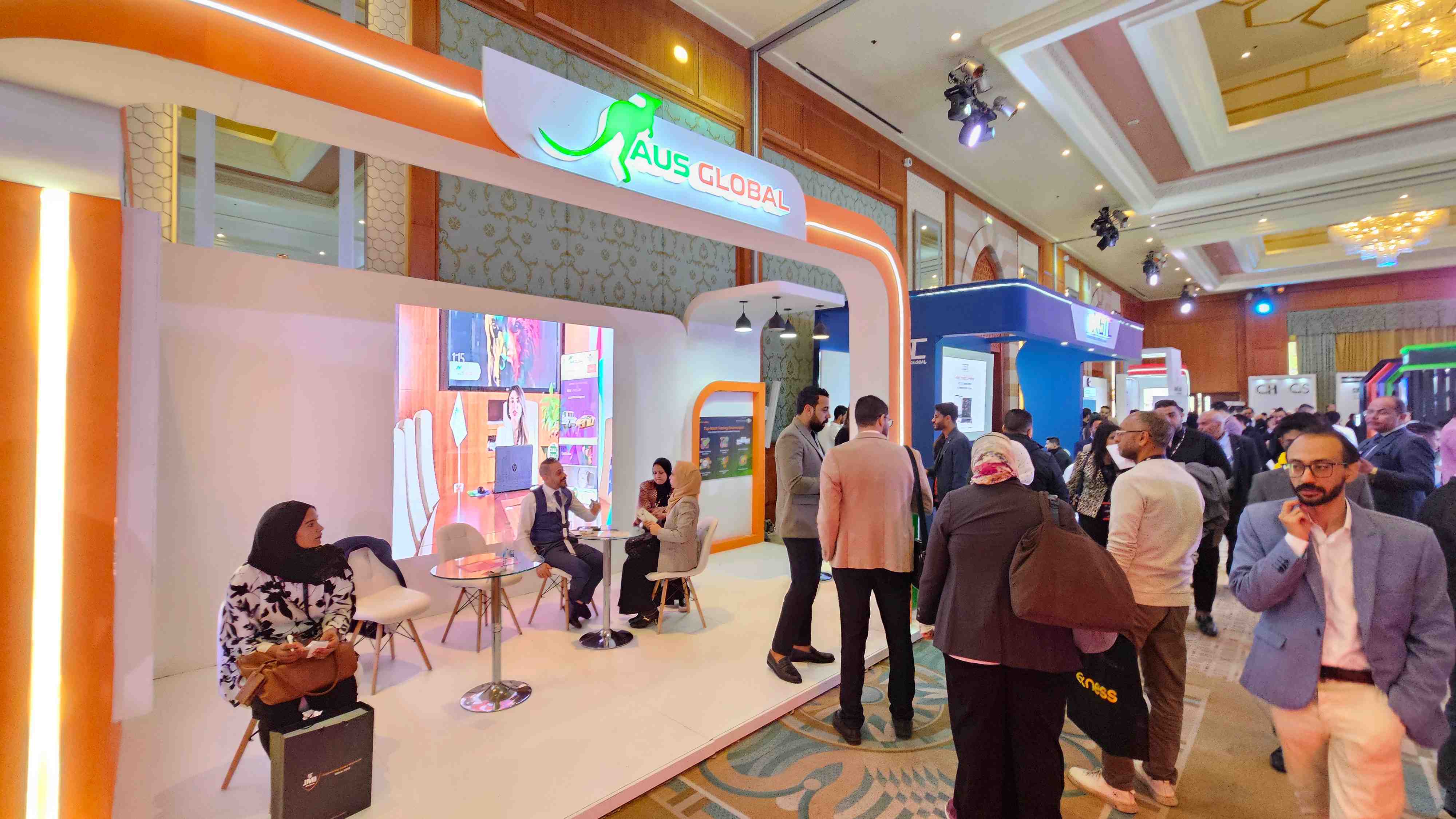 8月债市逆风收官 美联储理事被罢免 美元信用遭质疑? | 债圈大家说(周刊)